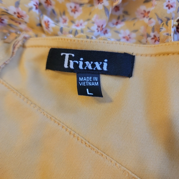 Trixxi Yellow Spaghetti Strap Mini Dress SZ L - Picture 9 of 9